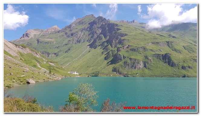 Al momento stai visualizzando Val Formazza – Giro del Lago di Morasco