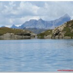 Lago del Pinter sullo sfondo il Monte Emilius