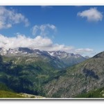Panorama tra le nuvole verso la Svizzera del Passo del Monscera