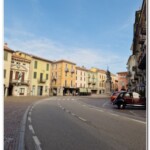 Piazza della Libertà a Romagnano Sesia Piazza della Libertà a Romagnano Sesia
