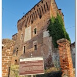 Rocca dei Caccia a Castellazzo Novarese Rocca dei Caccia a Castellazzo Novarese
