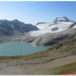 Il Lago del Sabbione e sullo sfondo la punta d'Arbola e l'omonimo ghiacciaio